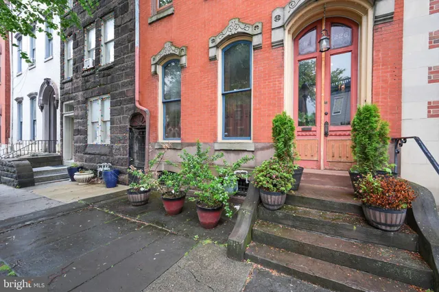 $395,000 | 226 South 5th Street, Reading, PA 19602