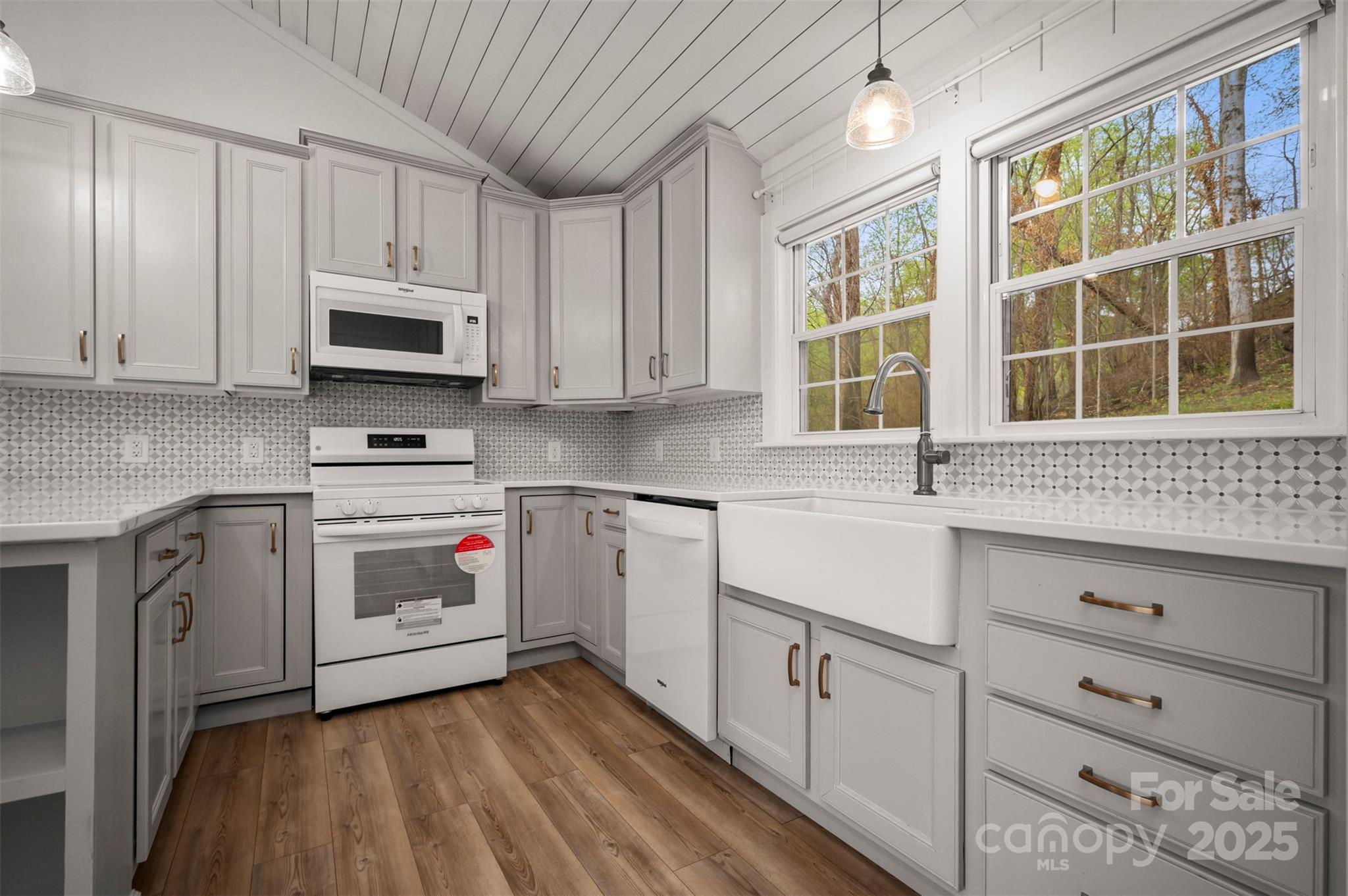 33 Valhalla Drive Tryon, NC 28782 - Photo 9 of 21