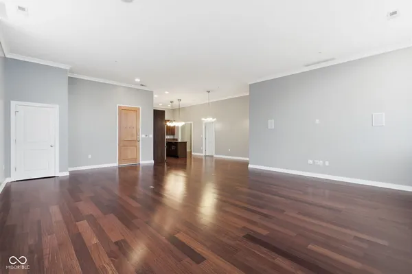 $2,800 | 141 South Meridian Street, Unit 501, Indianapolis, IN 46225