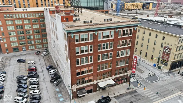$2,800 | 141 South Meridian Street, Unit 501, Indianapolis, IN 46225