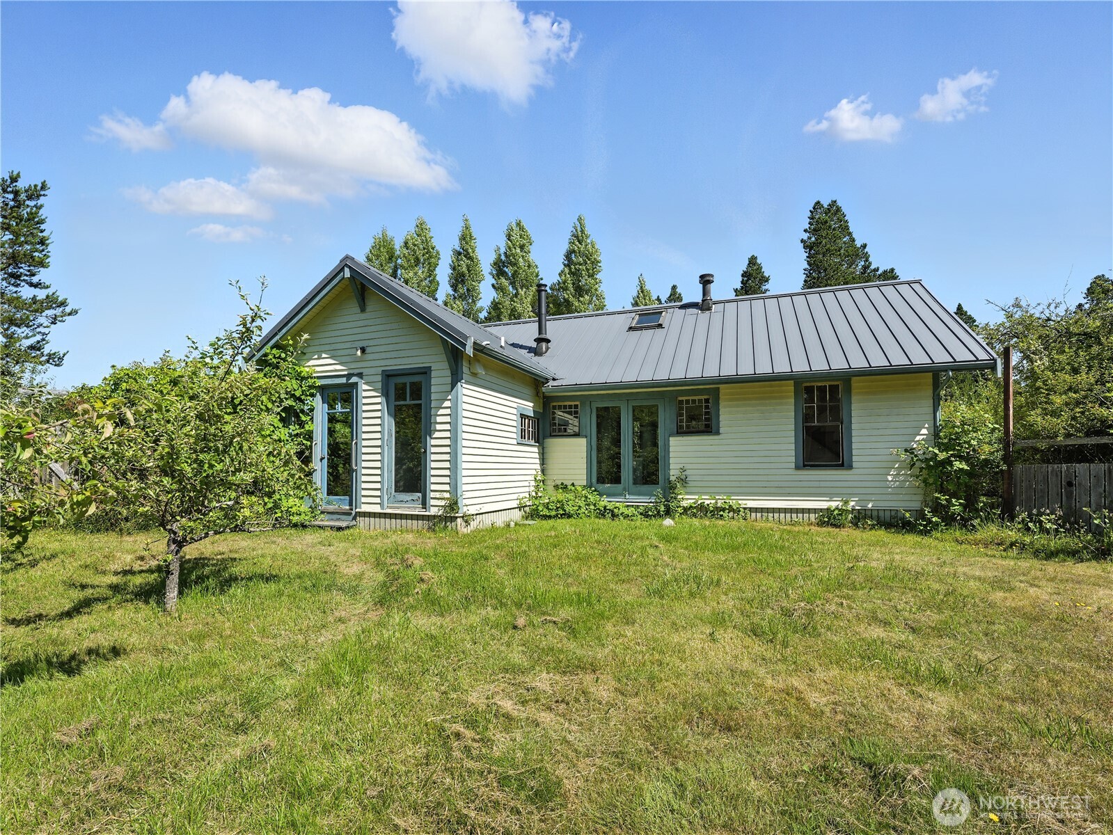 450 Cross Road Lopez Island, WA 98261 - Photo 25 of 40 Gallery Image 25