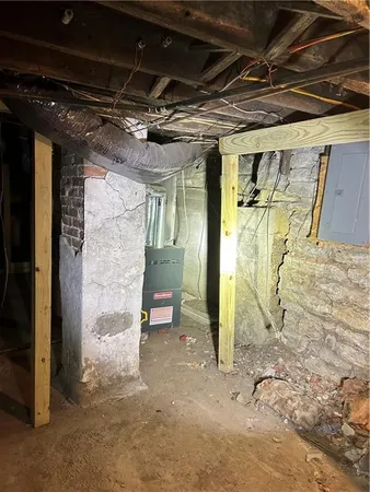 $68,500 | 537 South Cedar Avenue, Independence, MO 64053