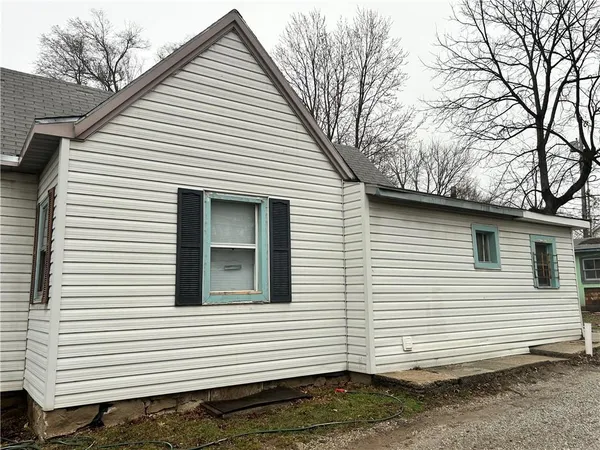 $68,500 | 537 South Cedar Avenue, Independence, MO 64053