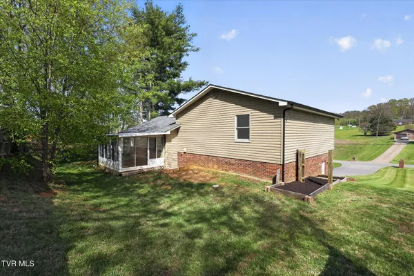 $2,700 | 107 Colony Street, Unit 21, Gray, TN 37615