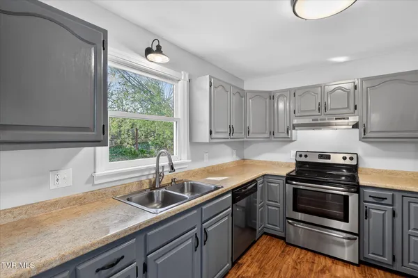 $2,700 | 107 Colony Street, Unit 21, Gray, TN 37615