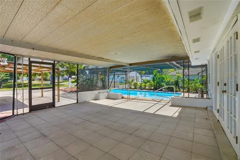 $499,999 | 695 41st Street North, St. Petersburg, FL 33713
