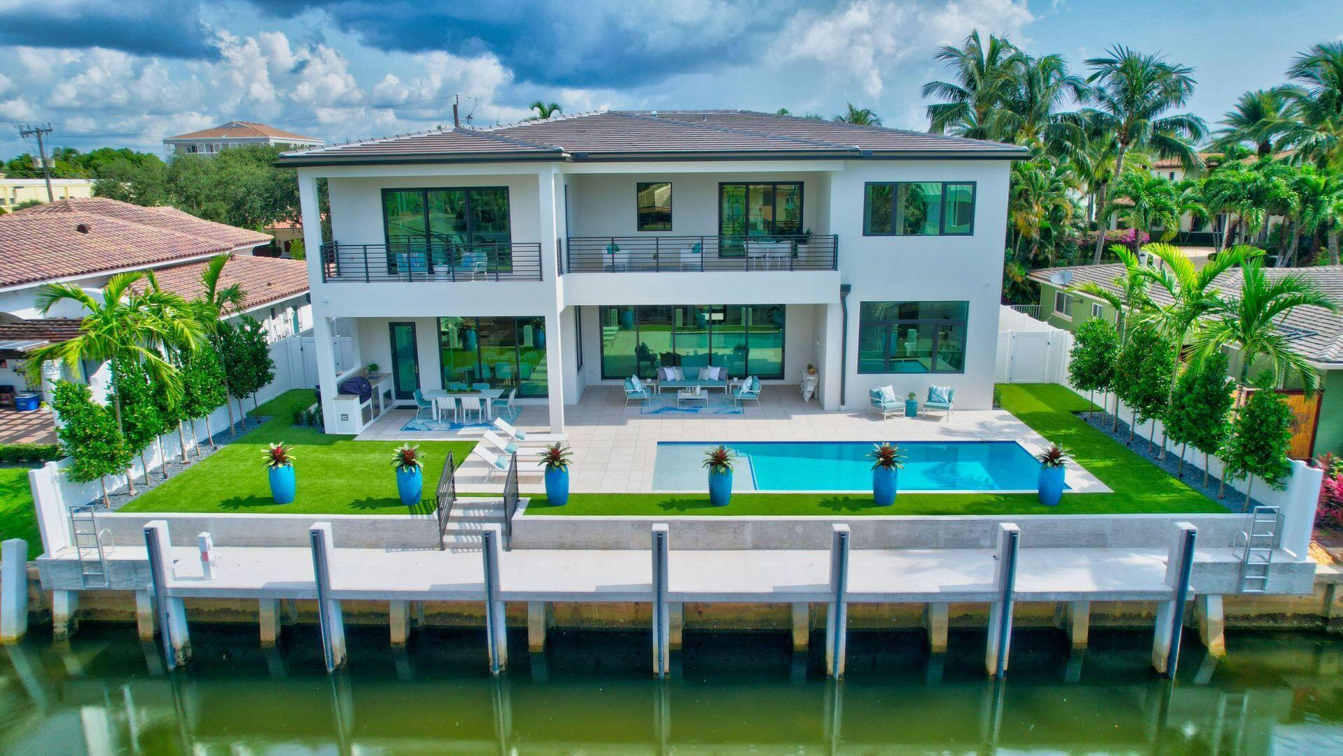 660 Broadview Drive Boca Raton, FL 33431 - Photo 4 of 85 660 drone photo 5