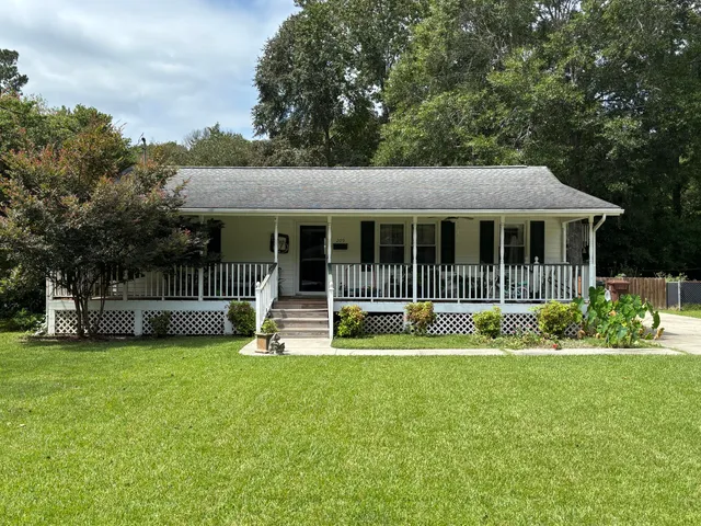 $240,000 | 209 South Winter Street, Moncks Corner, SC 29461