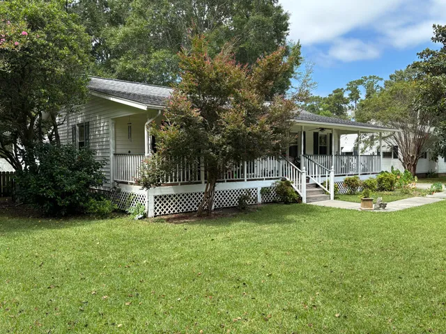 $240,000 | 209 South Winter Street, Moncks Corner, SC 29461