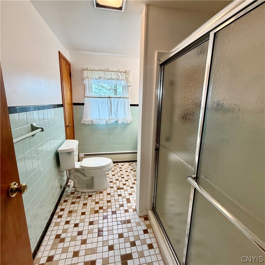 4852 Stop 7 Road Westmoreland, NY 13492 - Photo 35 of 48 Upstairs Bathroom