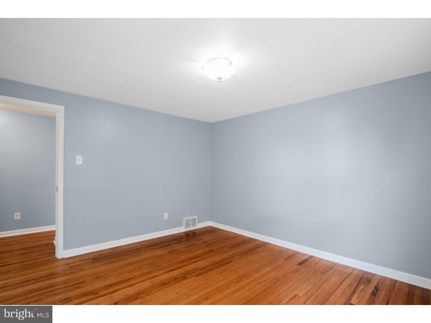 2058 Heather Road Folcroft, PA 19032 - Photo 14 of 24