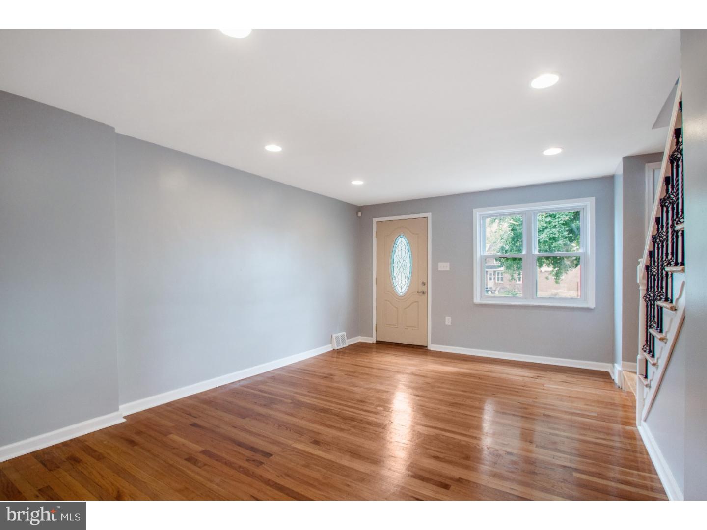 2058 Heather Road Folcroft, PA 19032 - Photo 4 of 24