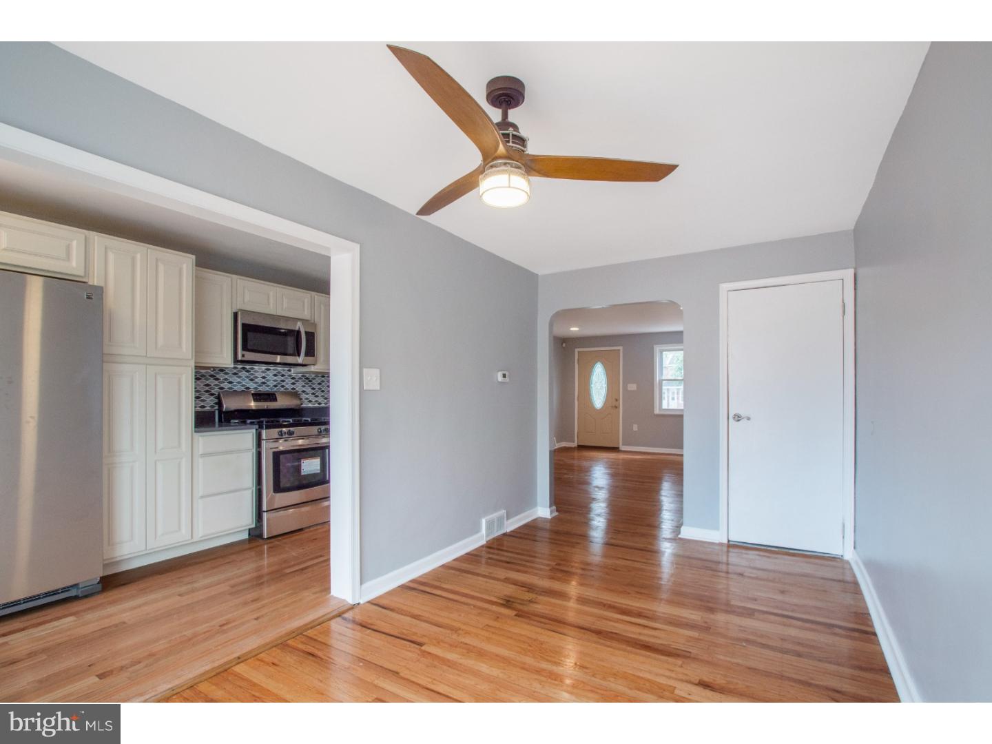 2058 Heather Road Folcroft, PA 19032 - Photo 7 of 24