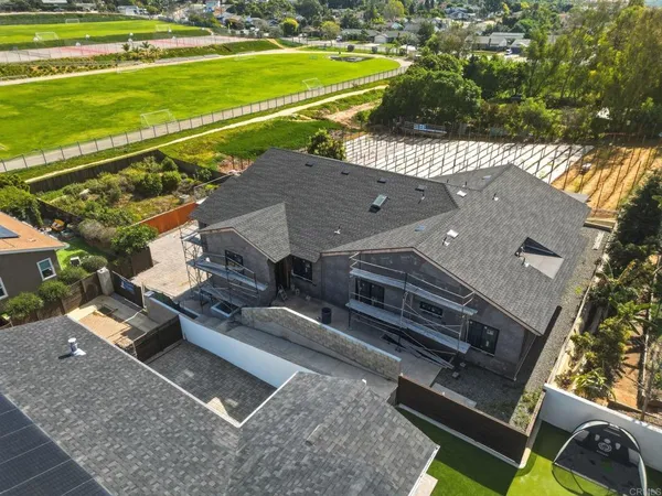 $2,795,000 | 3780-82 Highland Drive, Carlsbad, CA 92008