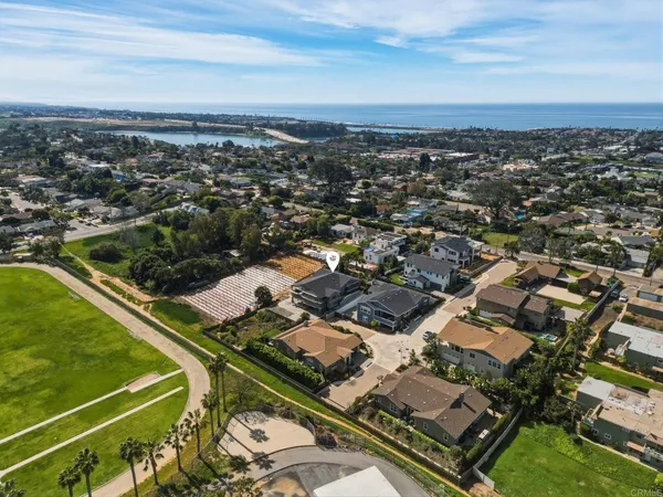 $2,795,000 | 3780-82 Highland Drive, Carlsbad, CA 92008