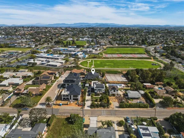 $2,795,000 | 3780-82 Highland Drive, Carlsbad, CA 92008