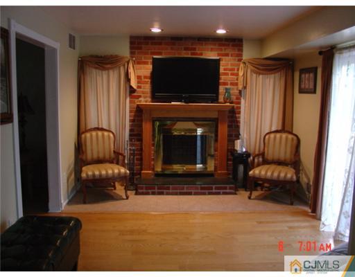 2 Warne Road Old Bridge, NJ 07747 - Photo 3 of 17 Gallery Image 3