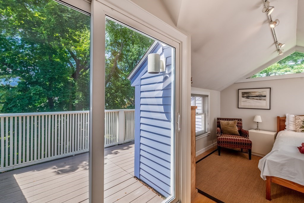 119 Huron Avenue, Unit C Cambridge, MA 02138 - Photo 19 of 31