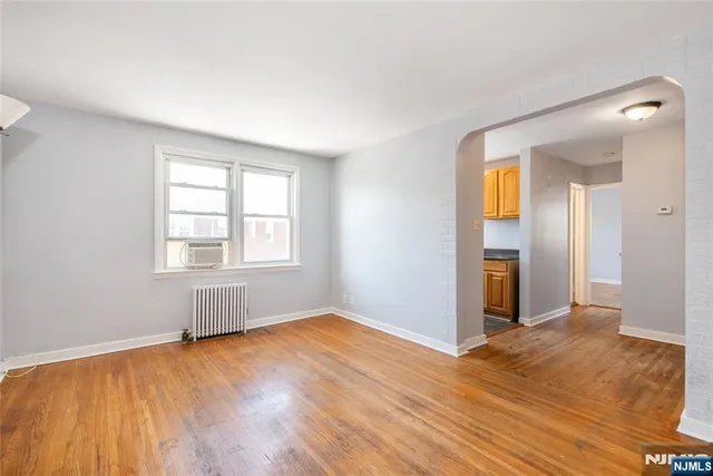 $1,450 | 23 Carpenter Terrace North, Unit 2, Belleville, NJ 07109