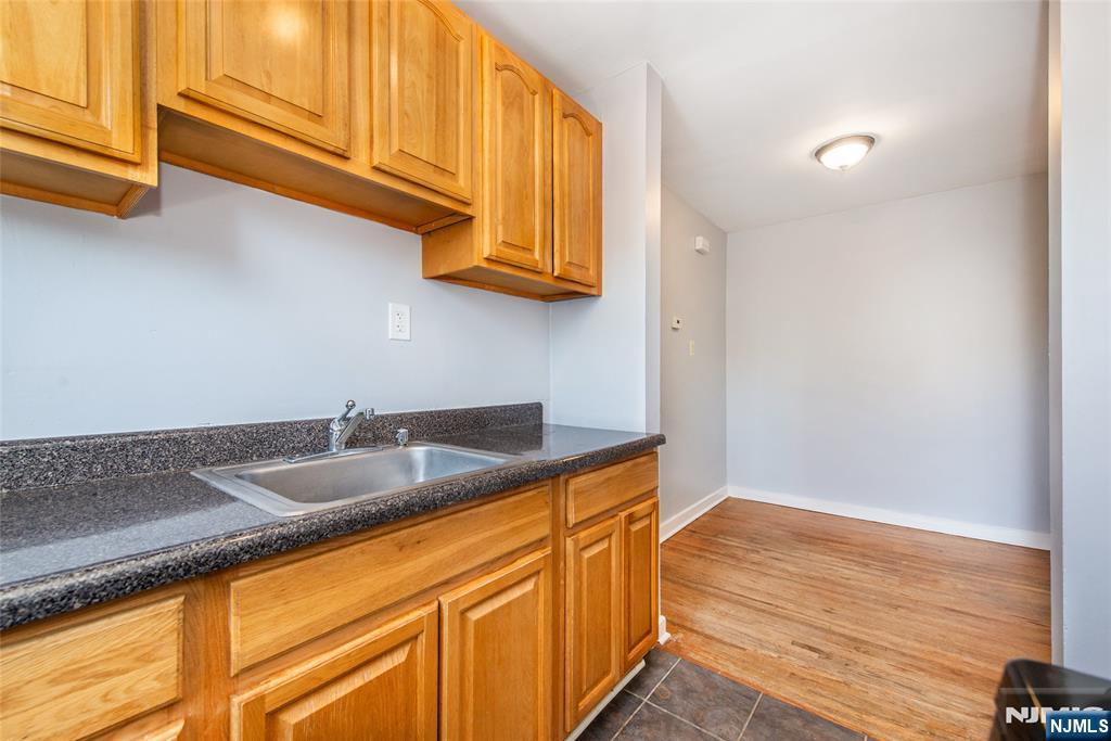 23 Carpenter Terrace North, Unit 2 Belleville, NJ 07109 - Photo 12 of 22