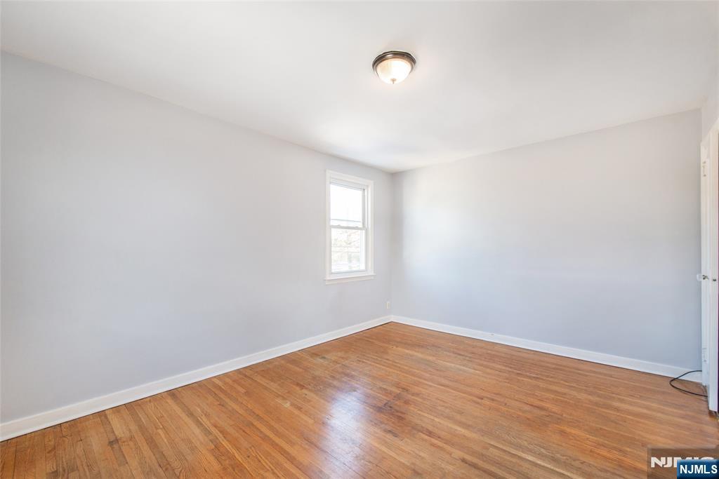 23 Carpenter Terrace North, Unit 2 Belleville, NJ 07109 - Photo 5 of 22