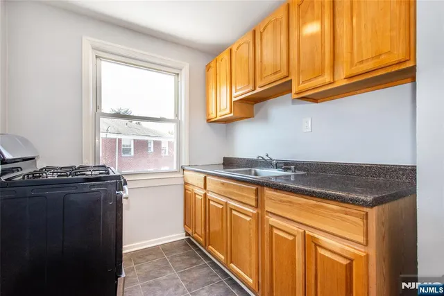 $1,450 | 23 Carpenter Terrace North, Unit 2, Belleville, NJ 07109