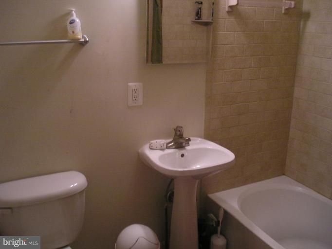 3109 Naylor Road Southeast, Unit 304 Washington, DC 20020 - Photo 2 of 7 Apartment Bath