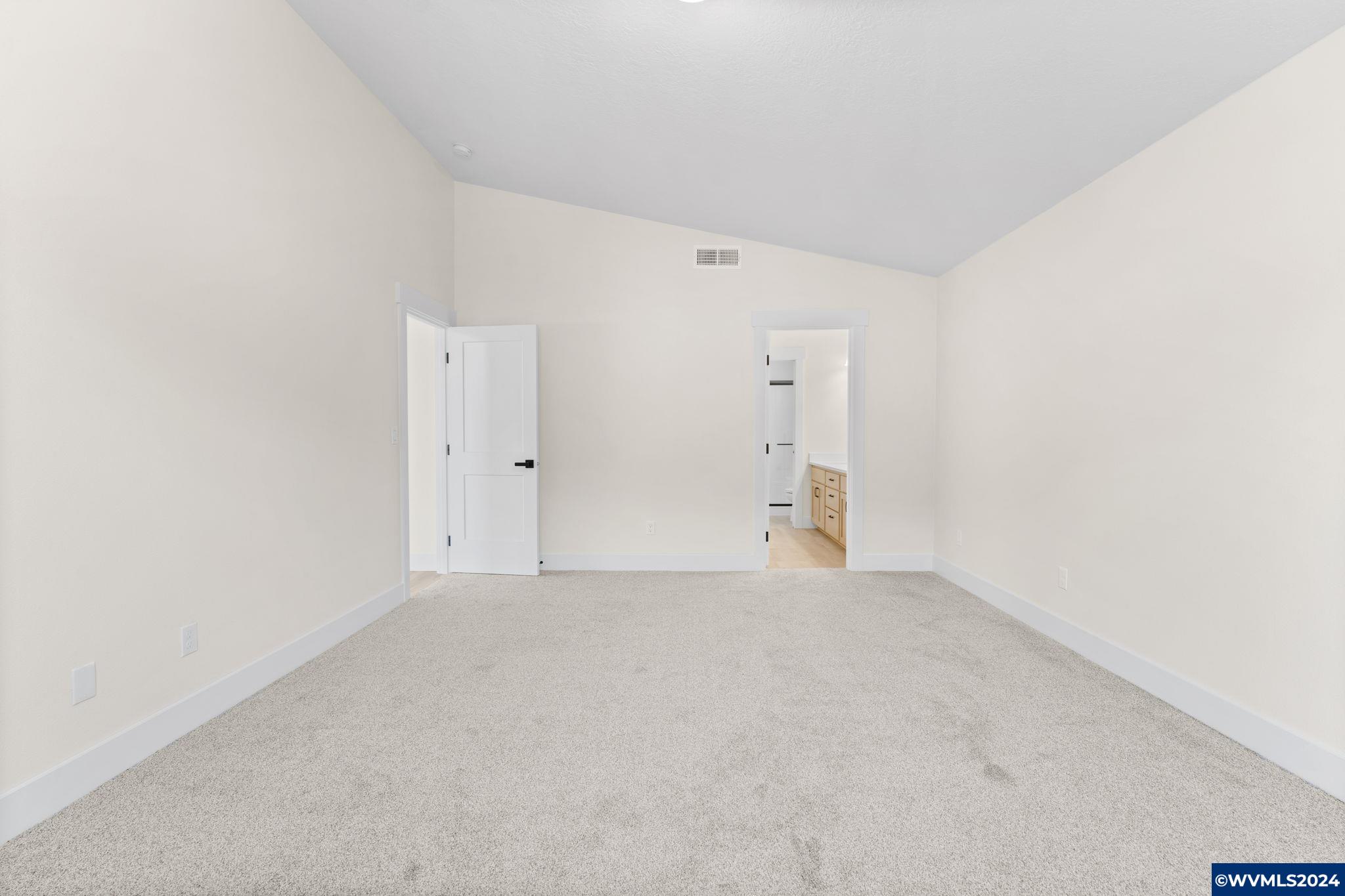 5690 Jeremy Vly Road Southeast Salem, OR 97306 - Photo 14 of 42