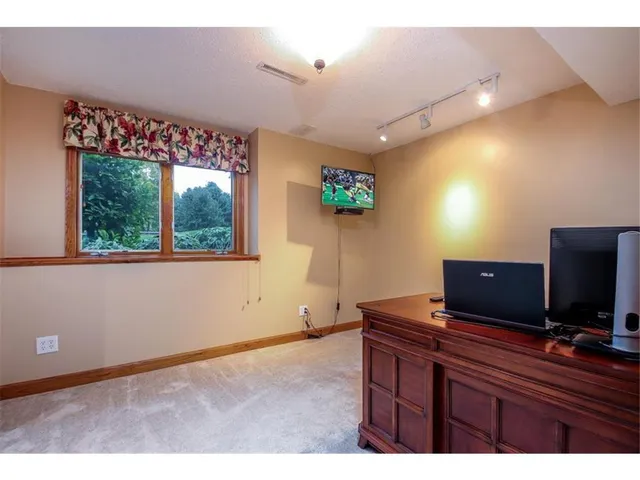 $2,950 | 1510 Jalger Avenue Northeast, St. Michael, MN 55376