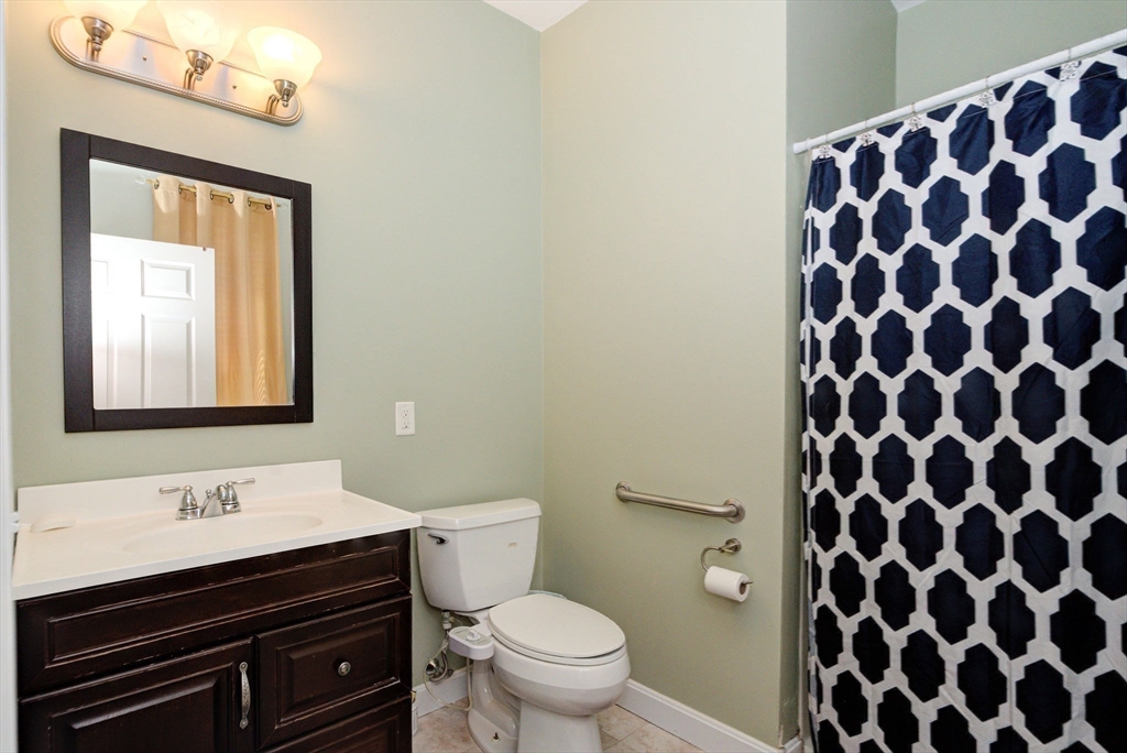 23 Hampshire Road, Unit 217 Methuen, MA 01844 - Photo 21 of 28