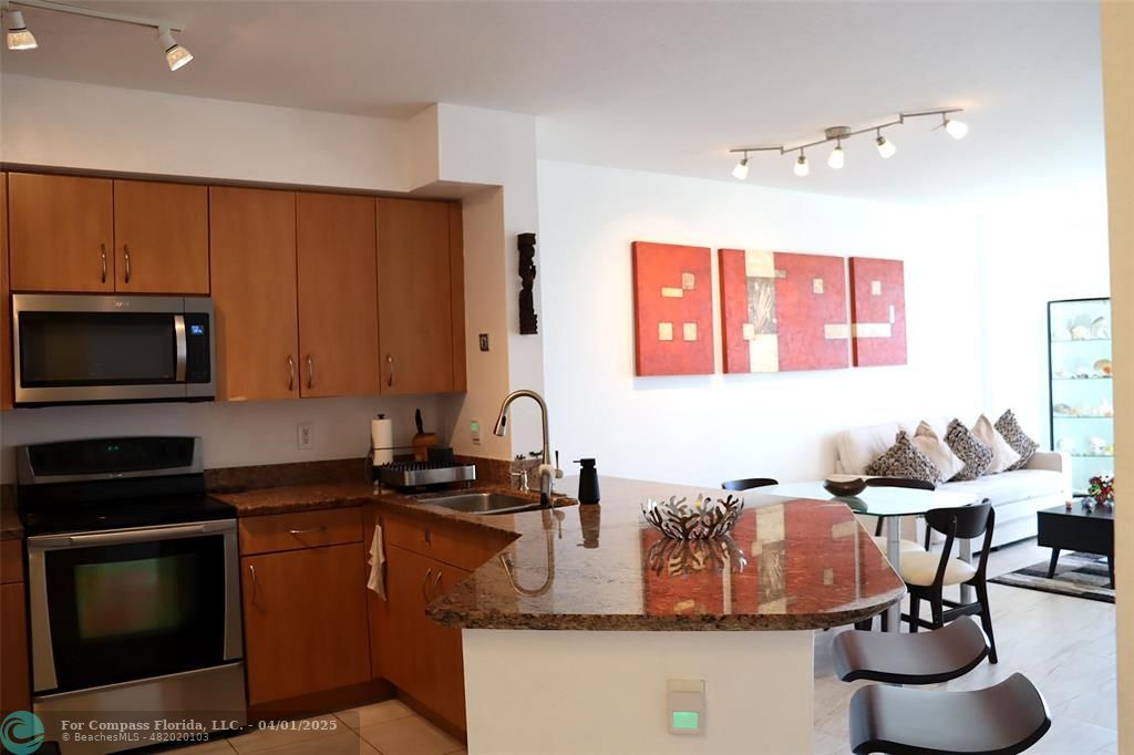 1830 Radius Drive, Unit 1026 Hollywood, FL 33020 - Photo 3 of 43