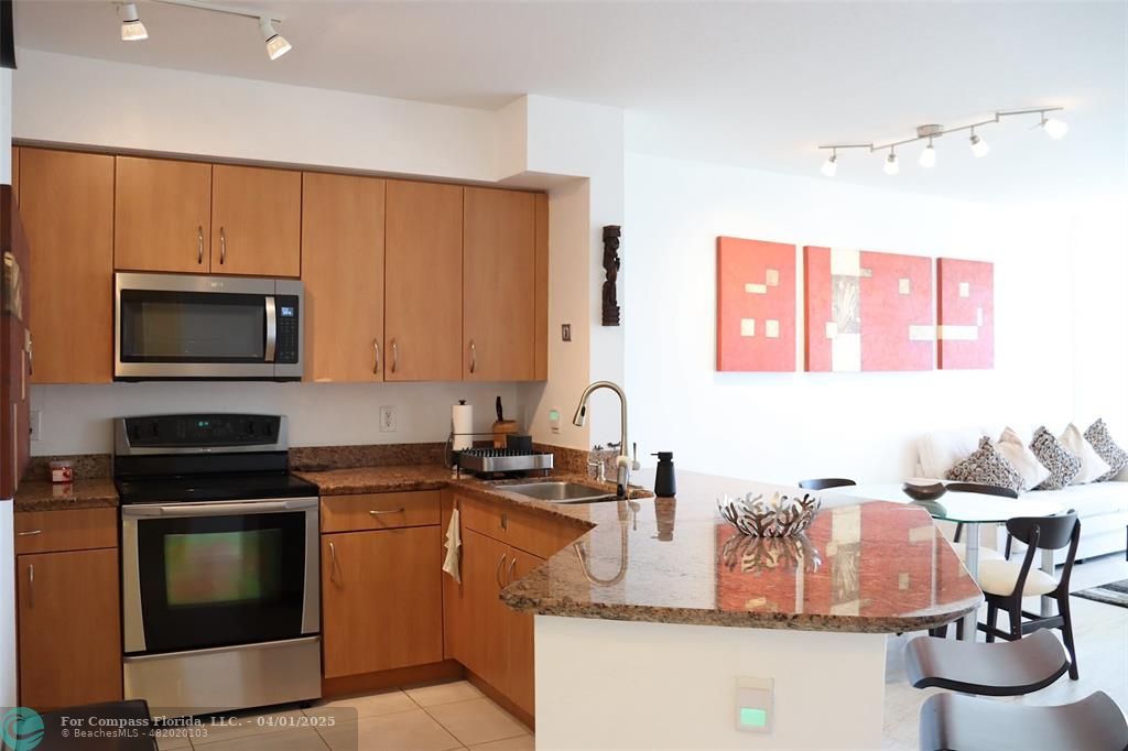 1830 Radius Drive, Unit 1026 Hollywood, FL 33020 - Photo 4 of 43