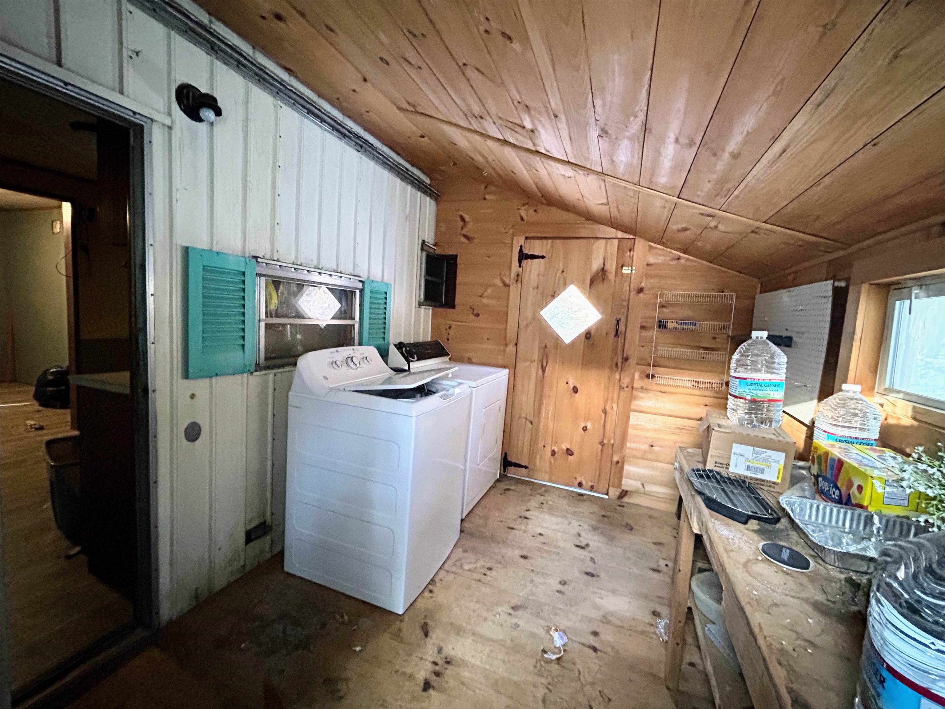 124 Pleasant Valley Road Springfield, VT 05156 - Photo 8 of 21