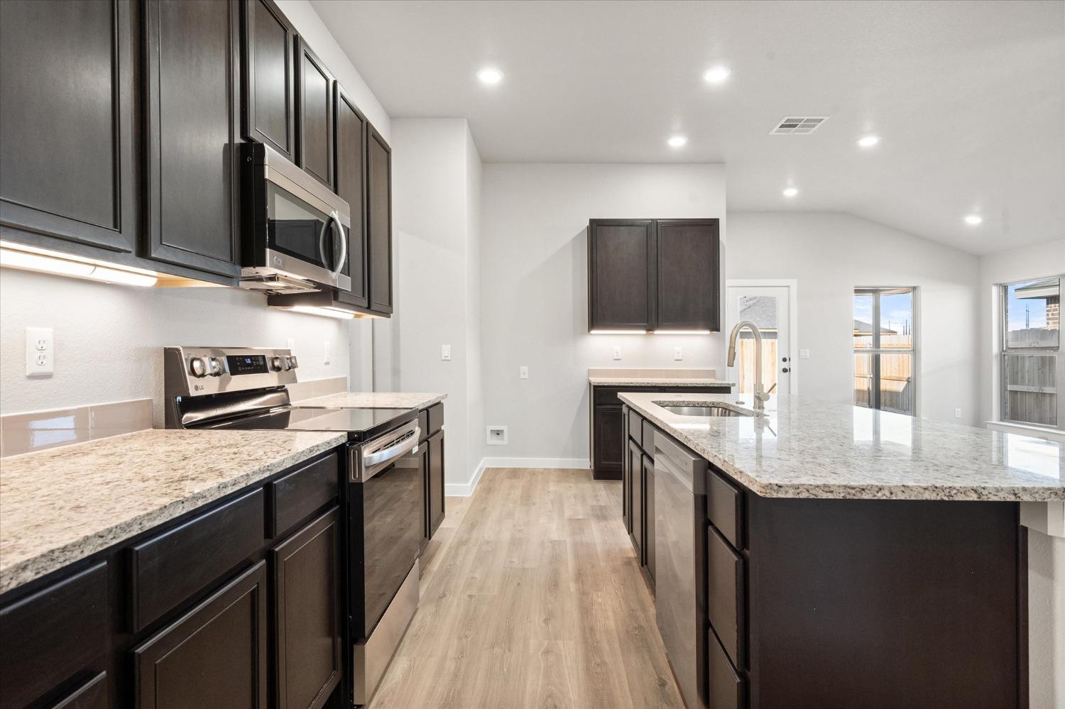 7004 9th Street Lubbock, TX 79416 - Photo 15 of 24 Photo 15