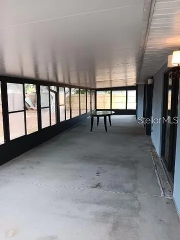 a view of livingroom with furniture