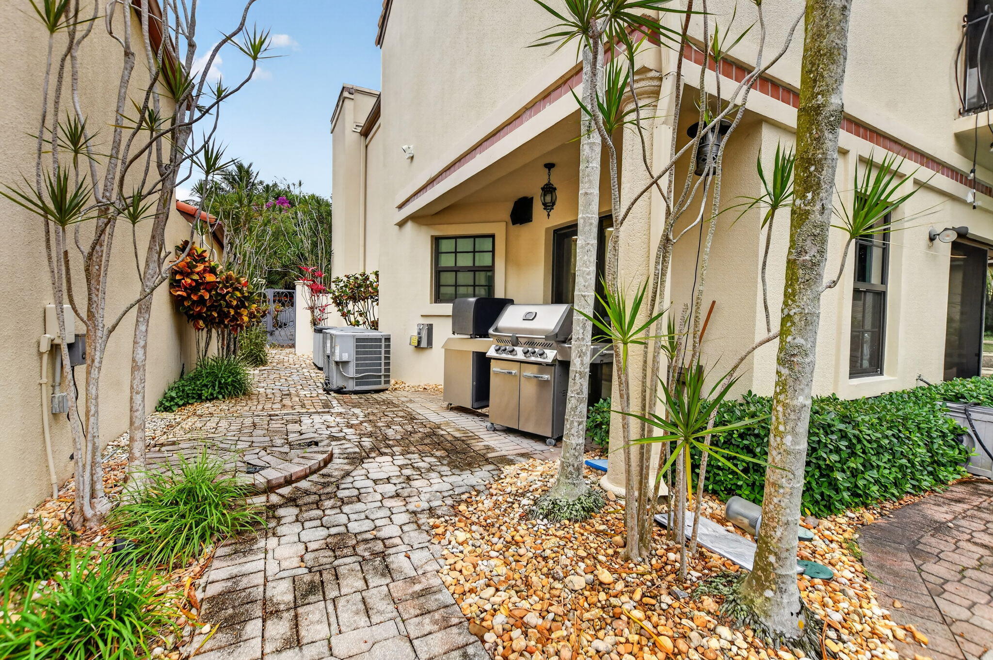 23260 Mirabella Circle North Boca Raton, FL 33433 - Photo 54 of 71 54-web-or-mls-DSC_2791