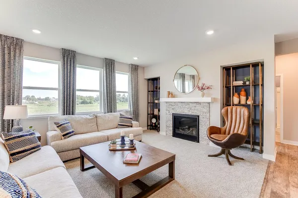 $654,990 | 1733 Oak Creek Pass, Chaska, MN 55318