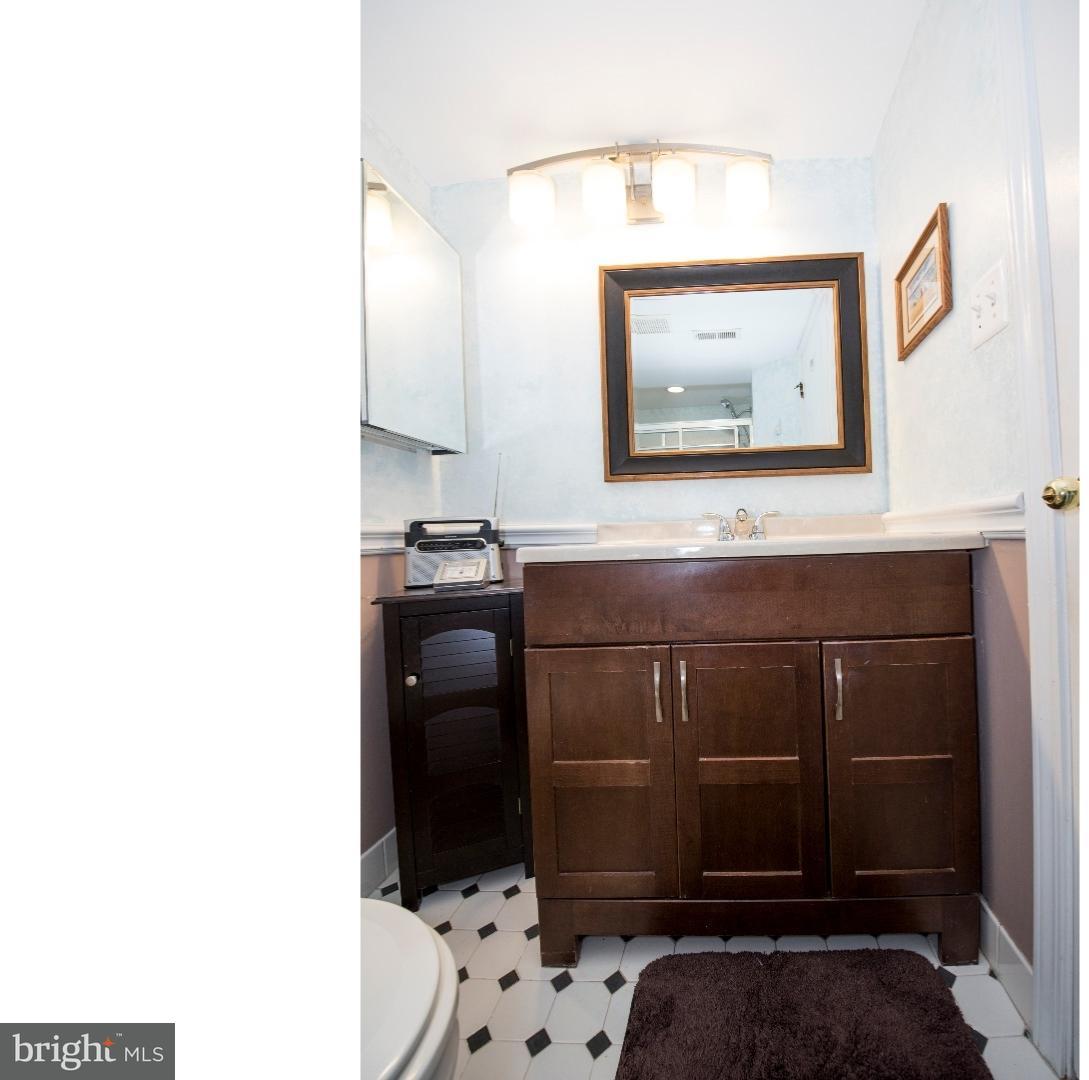 2015 Welsh Road, Unit 18 Philadelphia, PA 19115 - Photo 6 of 13 Gallery Image 6