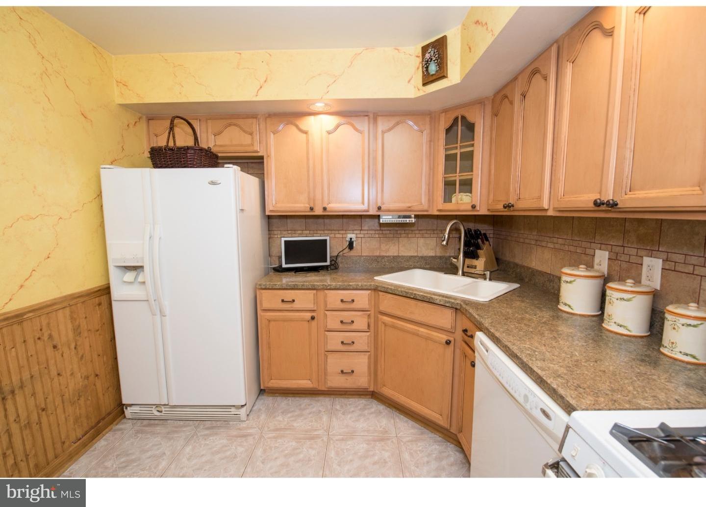2015 Welsh Road, Unit 18 Philadelphia, PA 19115 - Photo 9 of 13 Gallery Image 9