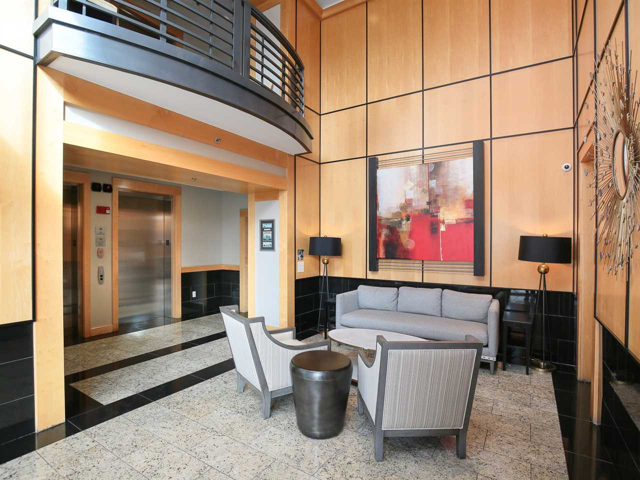 618 North Boylan Avenue, Unit 710 Raleigh, NC 27603 - Photo 17 of 22 Foyer
