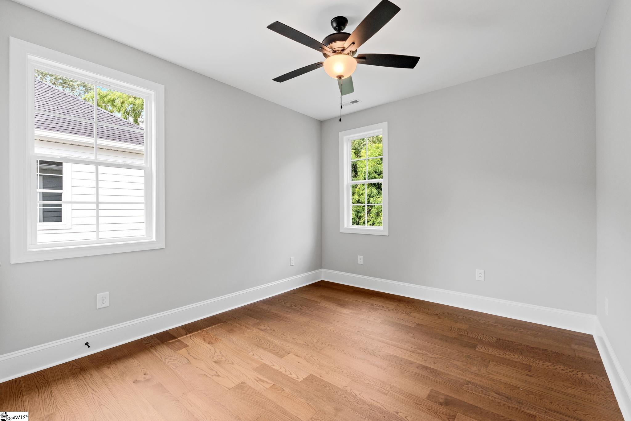 711 North Main Street Greer, SC 29651 - Photo 6 of 21