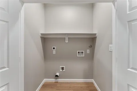 $1,625 | 4902 Rue Street, Unit B, Houston, TX 77033