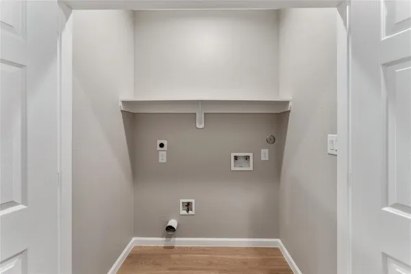 a view of utility room