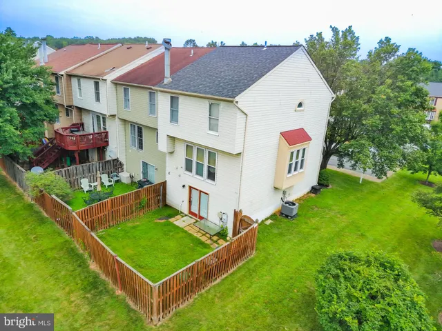 $399,999 | 11300 Narrow Trail Terrace, Beltsville, MD 20705