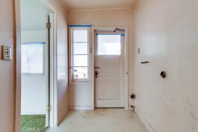 $438,000 | 125 North Marshall Court, San Pedro, CA 90731