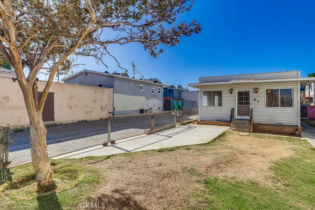 $438,000 | 125 North Marshall Court, San Pedro, CA 90731