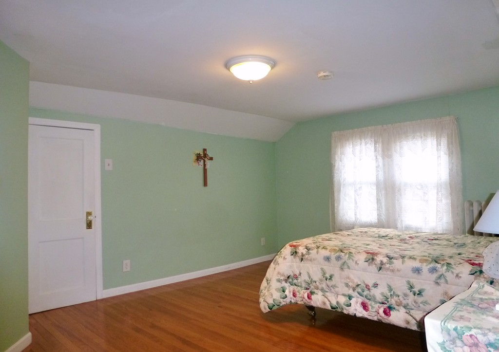 25 Milton Street Springfield, MA 01151 - Photo 16 of 20