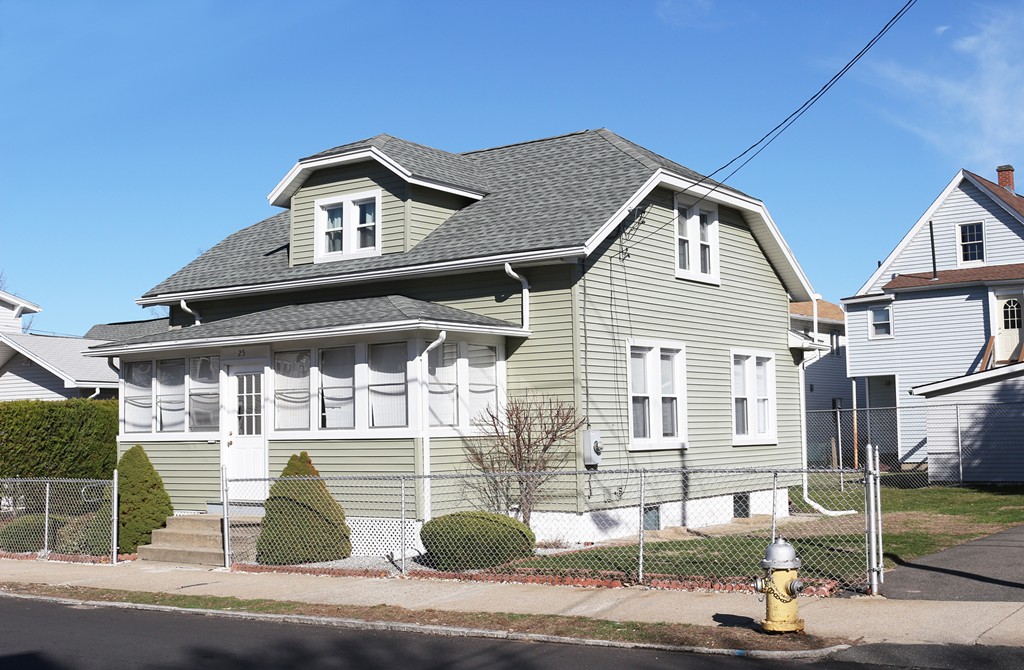 25 Milton Street Springfield, MA 01151 - Photo 3 of 20