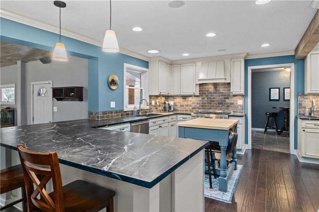 1495 Freeport Road Mars, PA 16046 - Photo 14 of 25 Gallery Image 14