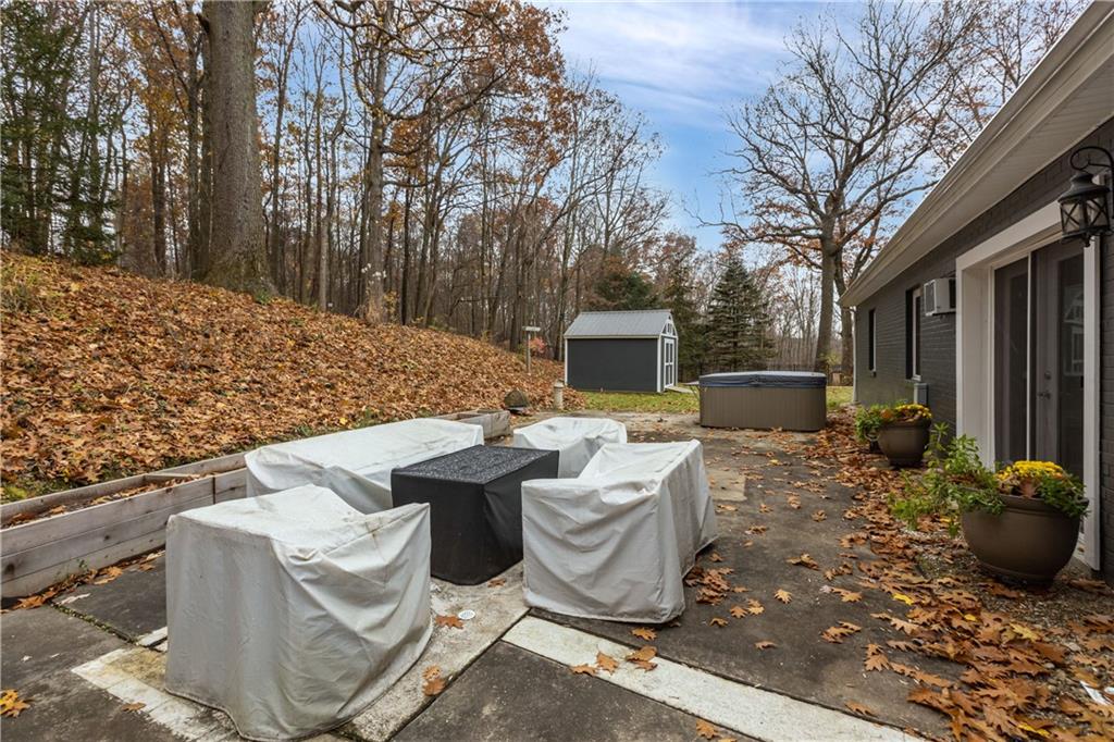 1495 Freeport Road Mars, PA 16046 - Photo 5 of 25 Gallery Image 5